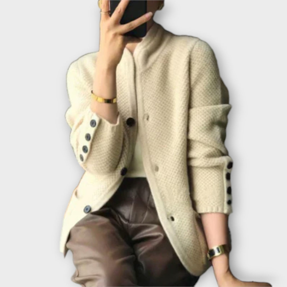 Alissa - Elegant and Comfortable Cardigan