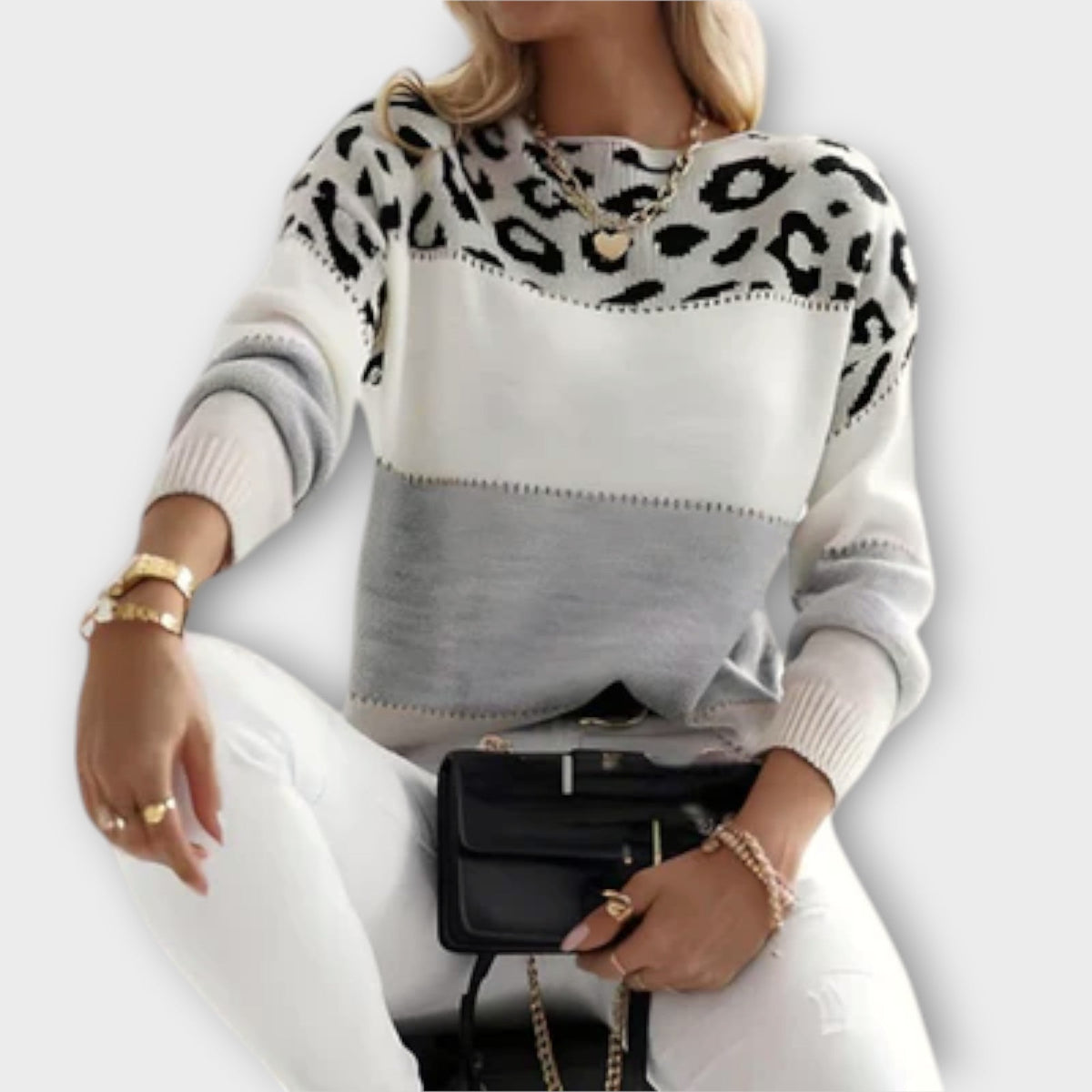 Cheyenne - Casual Jumper with Leopard Print Design